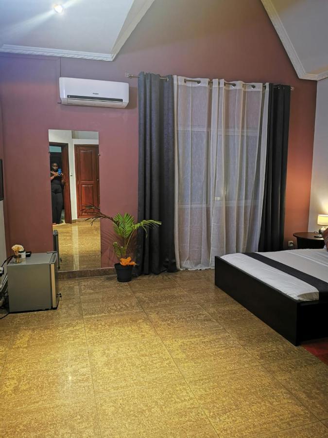 L'Address Hotel Cotonou Exterior photo