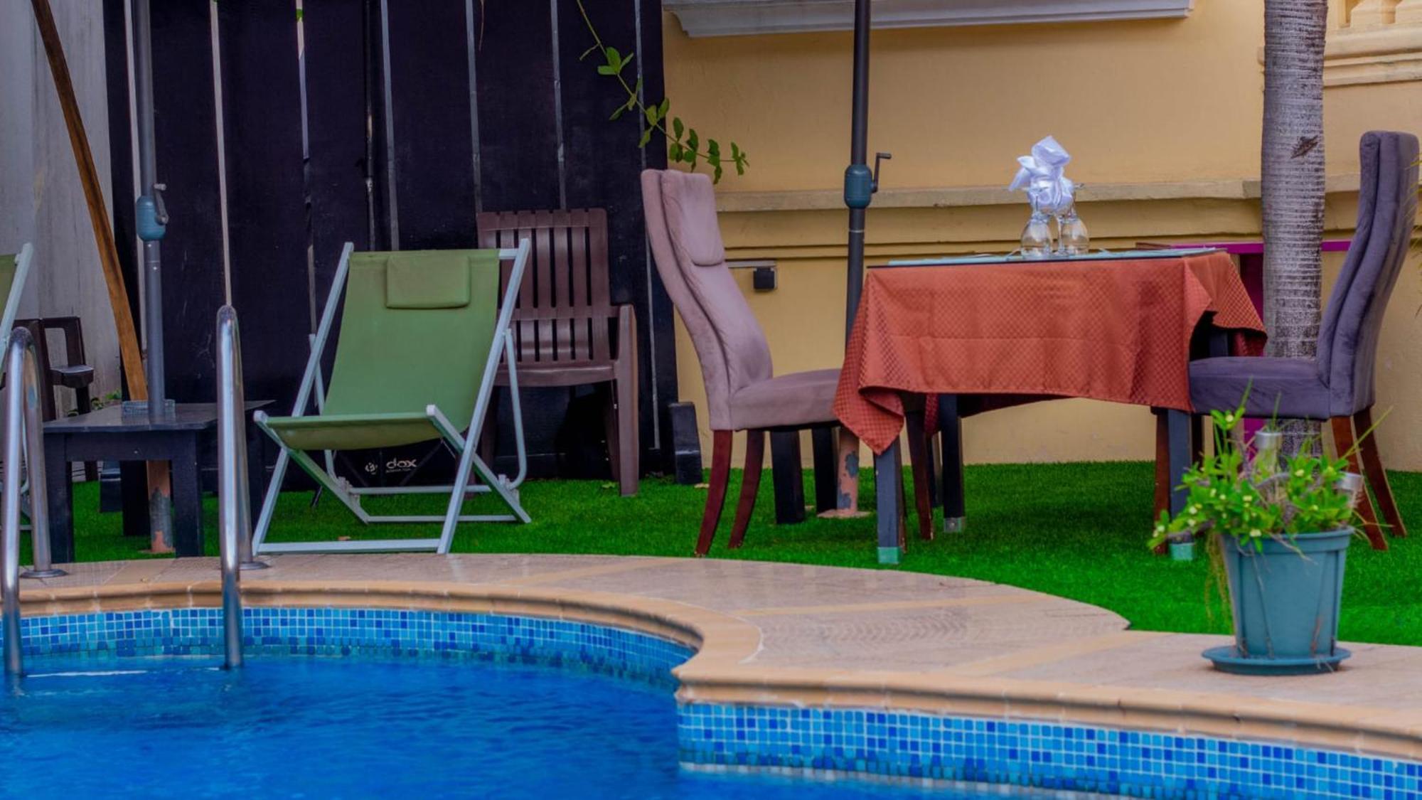 L'Address Hotel Cotonou Exterior photo